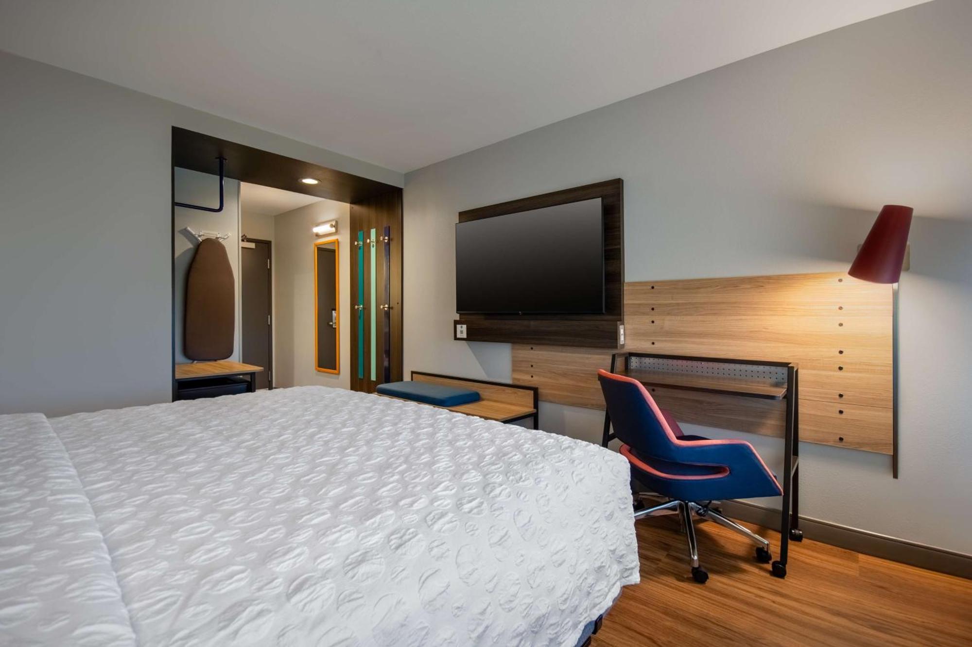 Tru By Hilton Merrillville Bagian luar foto